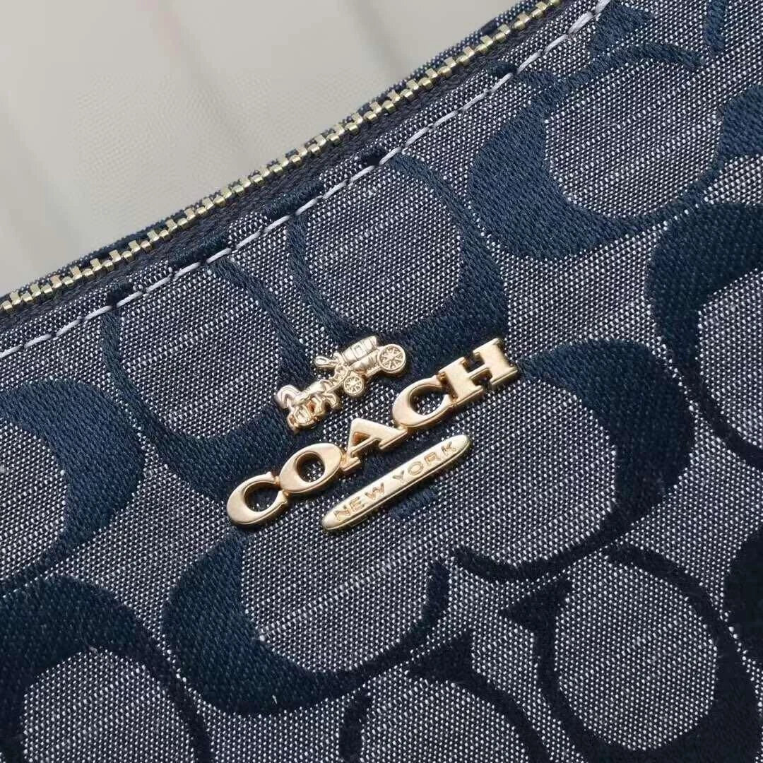 COACH Teri Shoulder Bag Signature Chambray CH139 Japan New outlet