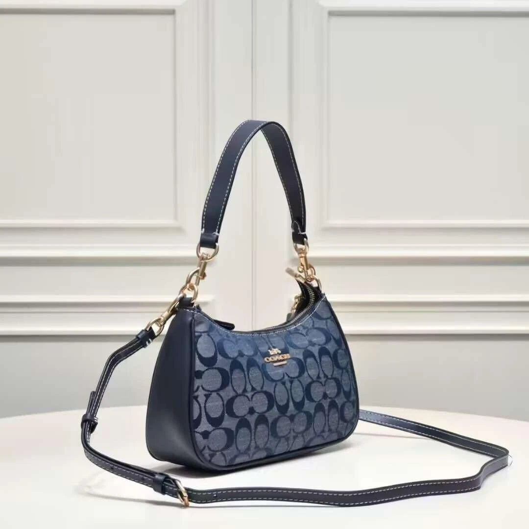 COACH Teri Shoulder Bag Signature Chambray CH139 Japan New outlet
