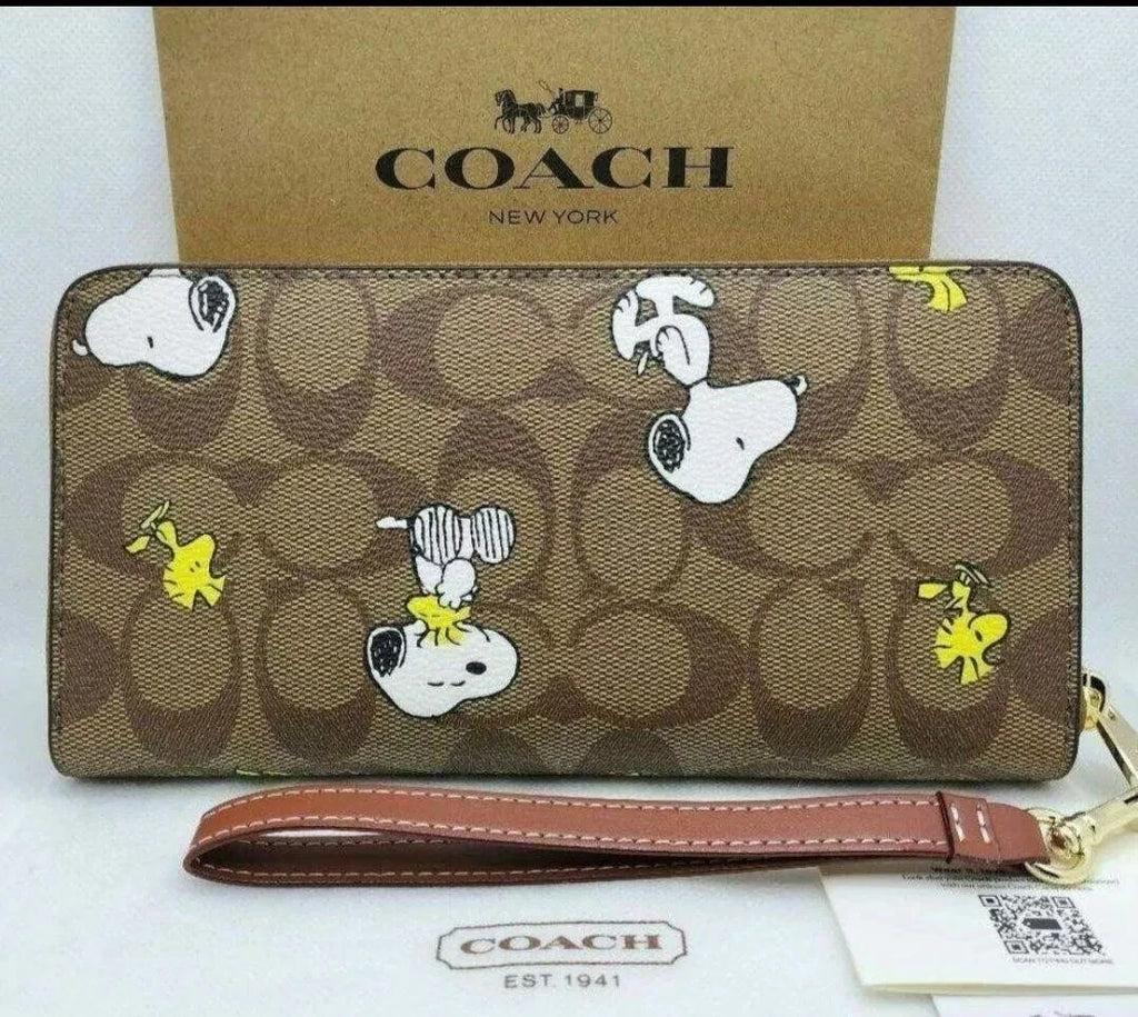 COACH Wallet Slim Wallet Coach Long Wallet Snoopy Signature Zook